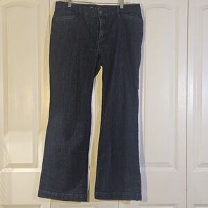 Eddie Bauer Women's Jeans Size 14 Curvy Fit "Trouser" Leg Wide Leg Flare Dark